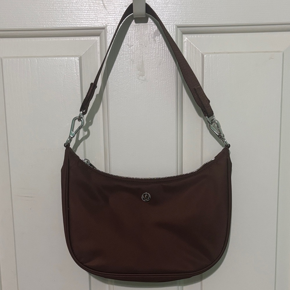 Lululemon Shoulder Bag 3L - Lava Cake